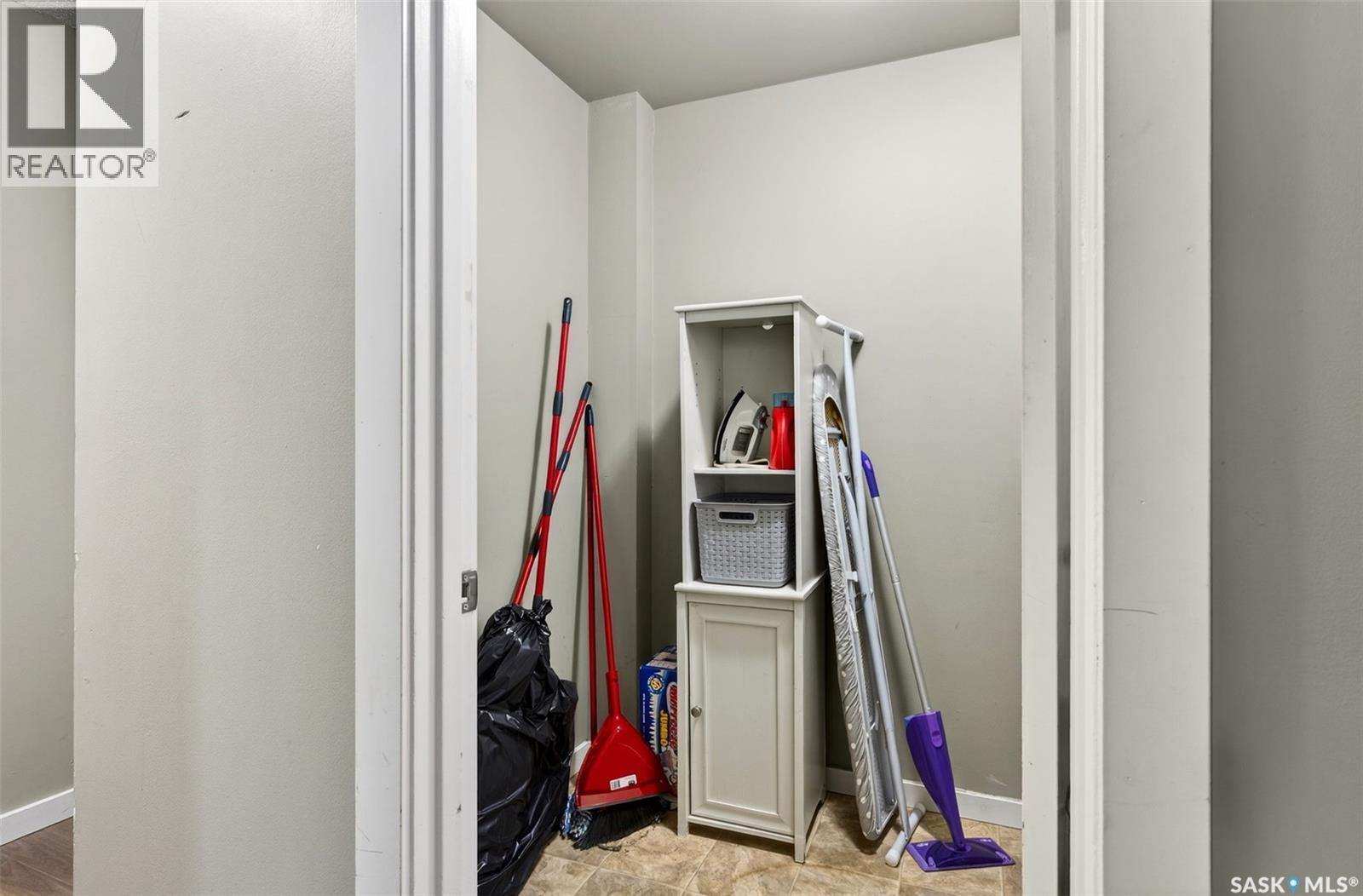 14 125 Froom Crescent, Regina, Saskatchewan  S4N 1S8 - Photo 17 - SK025672