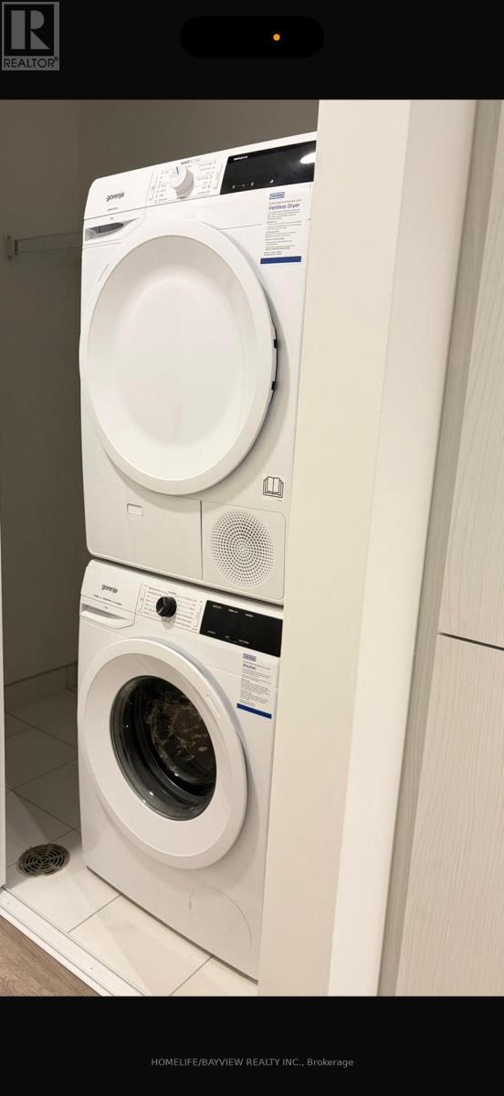 1211 - 8 Interchange Way, Vaughan, Ontario  L4K 4Z7 - Photo 12 - N12636488