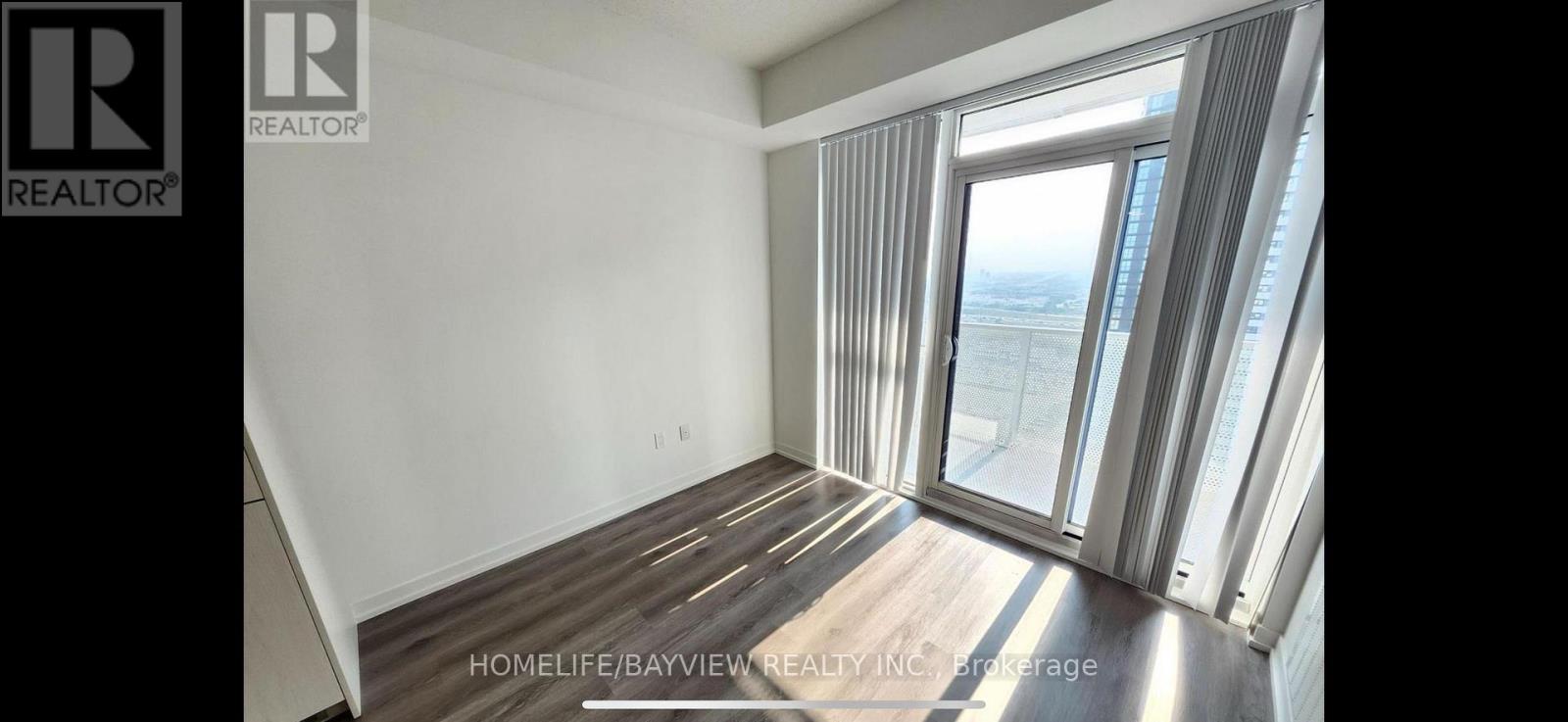 1211 - 8 Interchange Way, Vaughan, Ontario  L4K 4Z7 - Photo 13 - N12636488