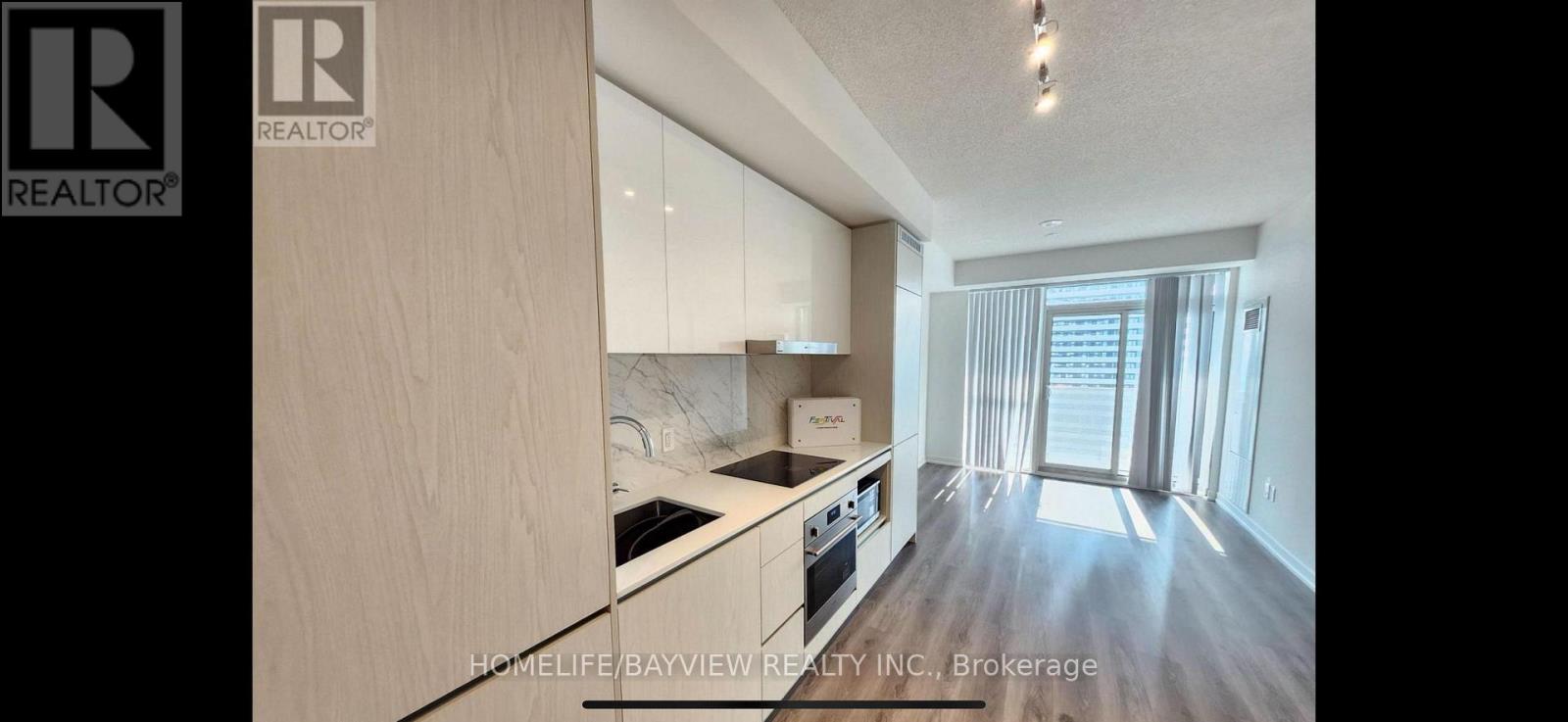 1211 - 8 Interchange Way, Vaughan, Ontario  L4K 4Z7 - Photo 15 - N12636488