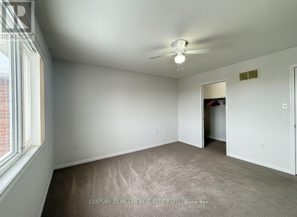 110 Gladys Clarkson Drive, Whitchurch-Stouffville, Ontario  L4A 0R3 - Photo 17 - N12636530