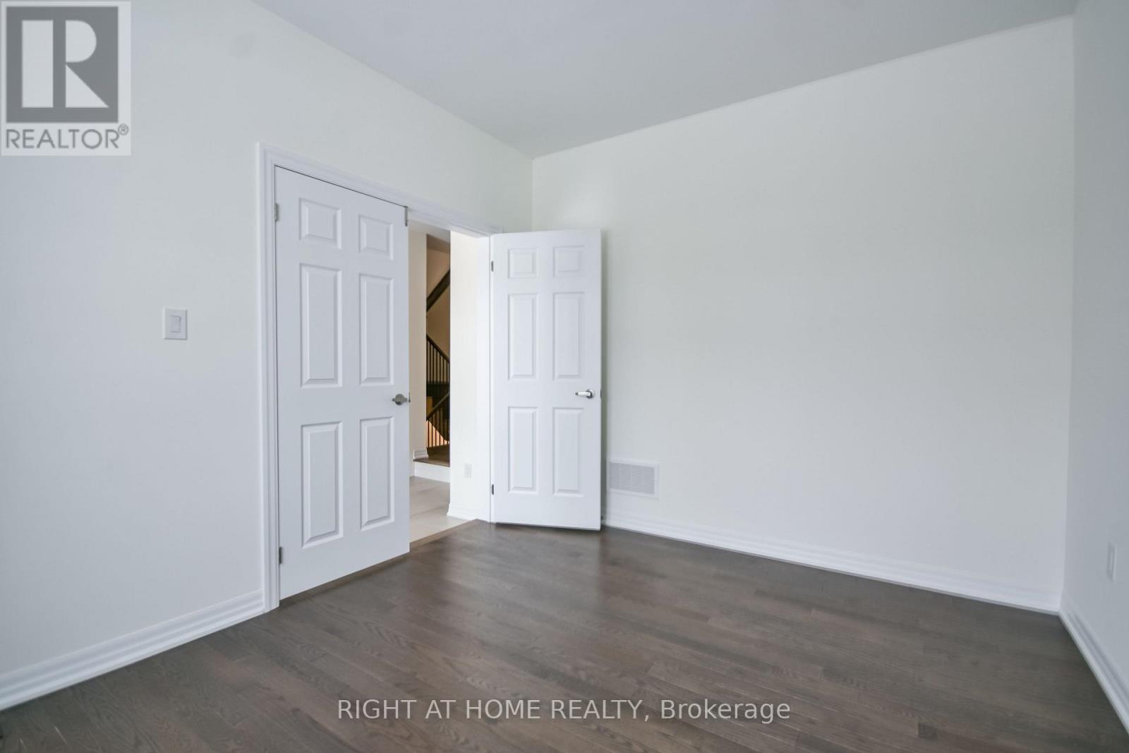 215 Sutherland Street S, Clearview (Stayner), Ontario  L0M 1S0 - Photo 33 - S12636510