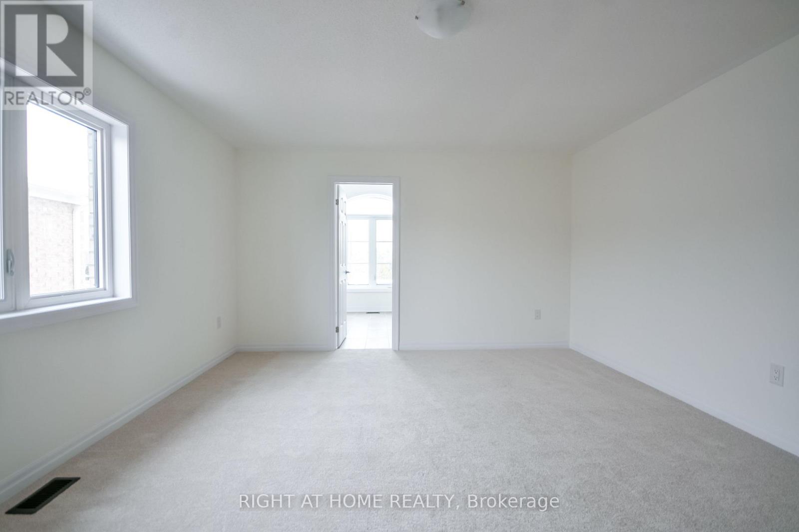 215 Sutherland Street S, Clearview (Stayner), Ontario  L0M 1S0 - Photo 36 - S12636510