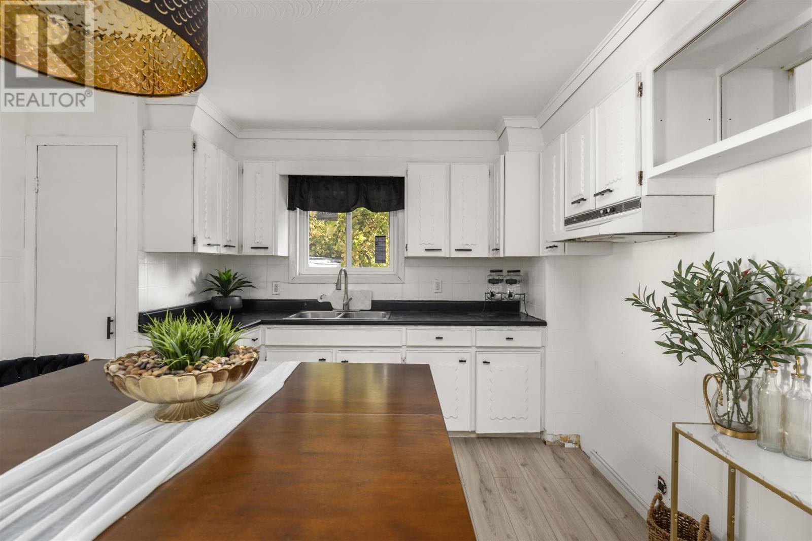 394 Connaught Ave, Sault Ste. Marie, Ontario  P6C 2C9 - Photo 18 - SM252910