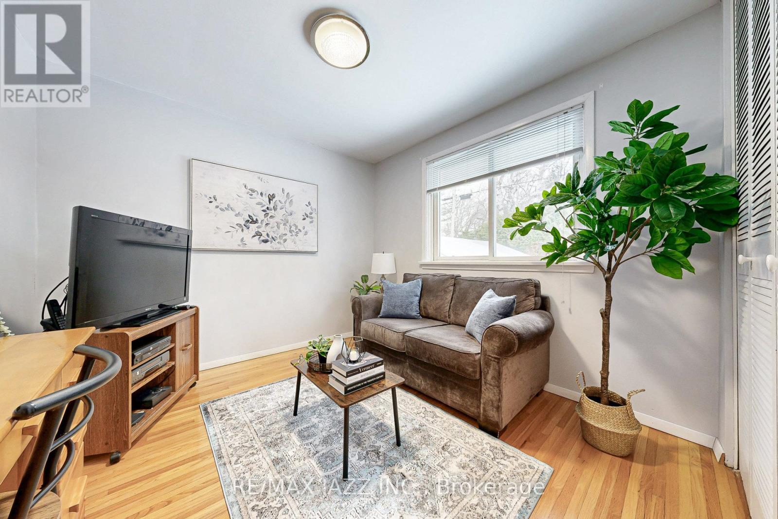 807 Annes Street, Whitby, Ontario  L1N 5K6 - Photo 23 - E12636588