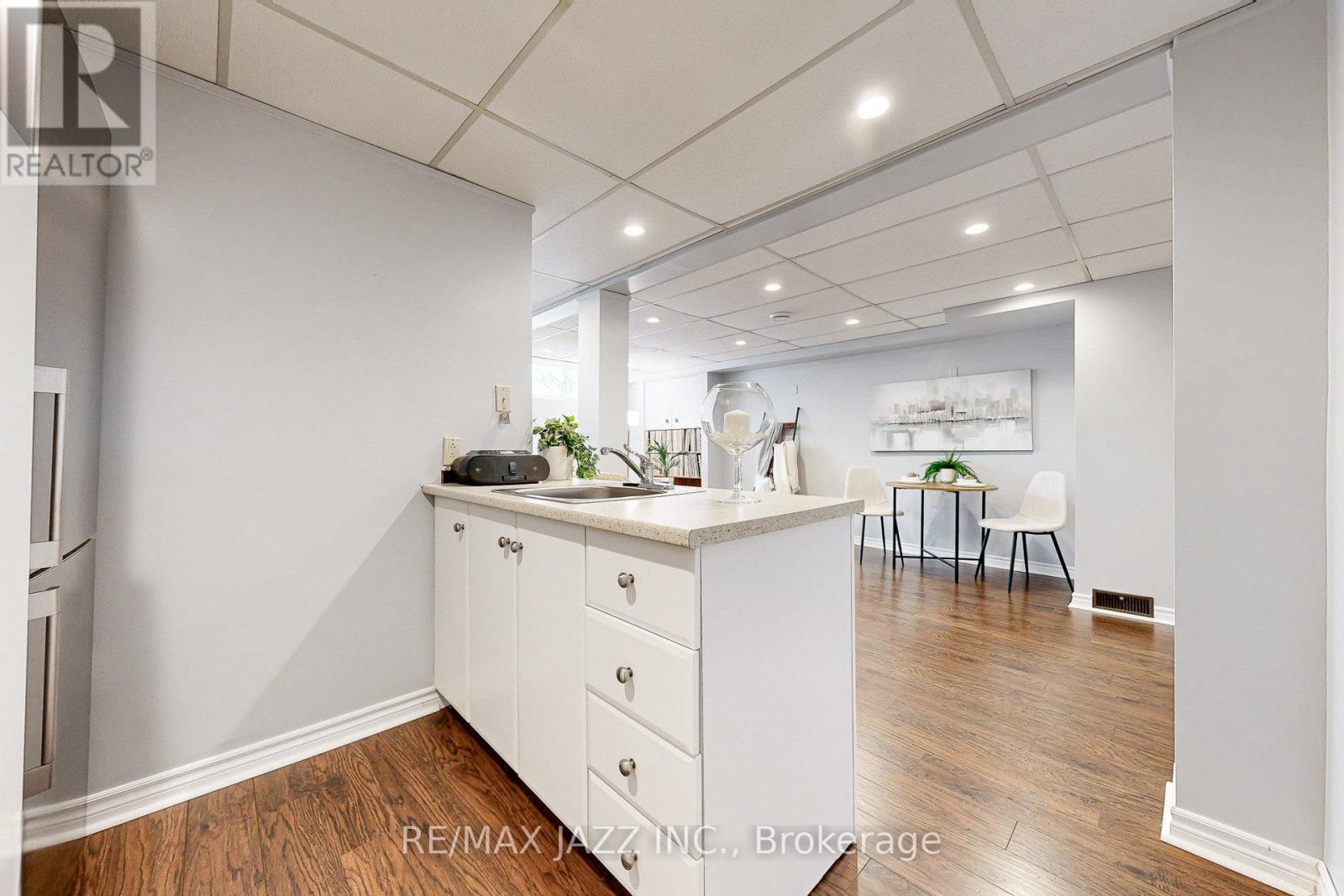 807 Annes Street, Whitby, Ontario  L1N 5K6 - Photo 29 - E12636588