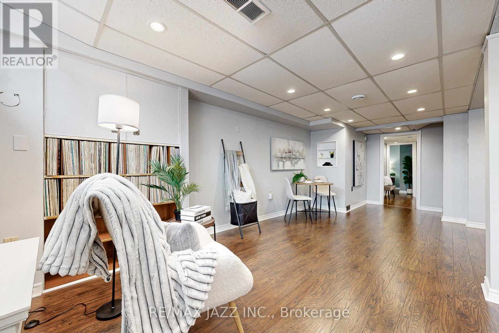 807 Annes Street, Whitby, Ontario  L1N 5K6 - Photo 32 - E12636588