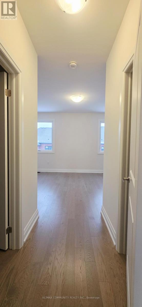 26 Aveena Road, Brampton, Ontario  L6P 4R8 - Photo 14 - W12636468