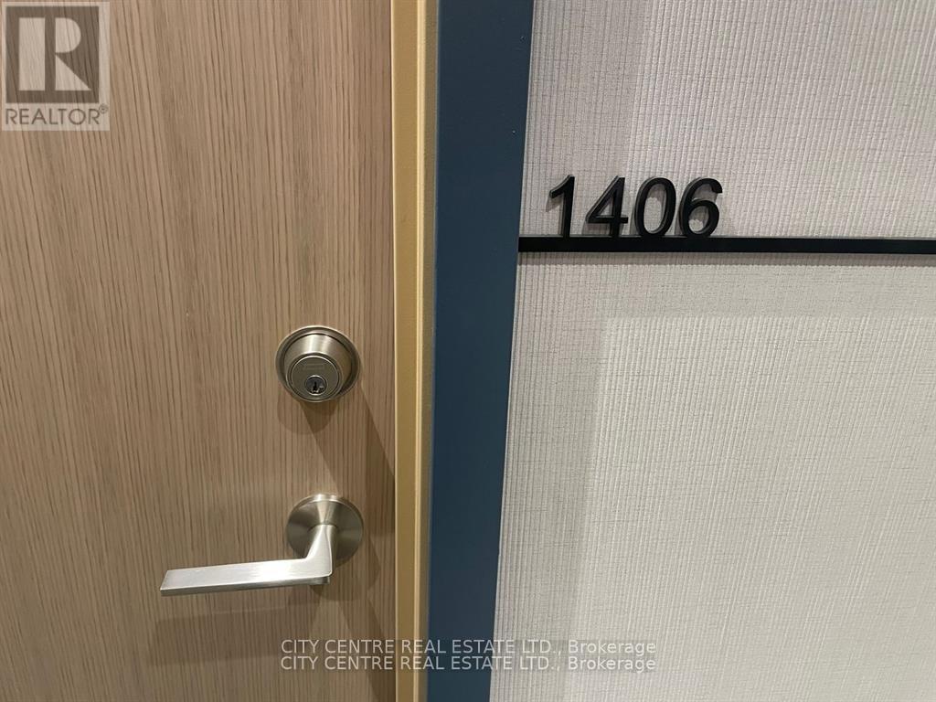 1406 - 395 Square One Drive, Mississauga, Ontario  L5B 0P6 - Photo 2 - W12636470