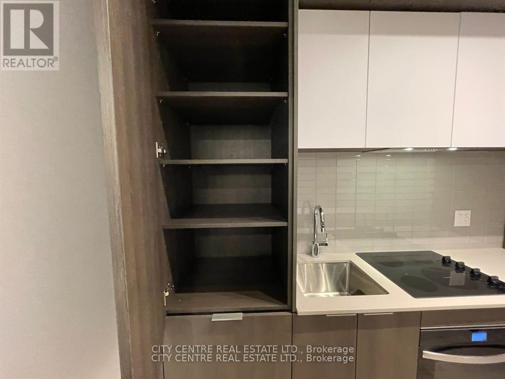 1406 - 395 Square One Drive, Mississauga, Ontario  L5B 0P6 - Photo 23 - W12636470