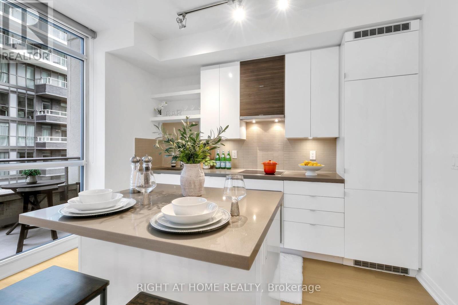 414 - 59 Annie Craig Drive, Toronto, Ontario  M8V 0C4 - Photo 16 - W12636520