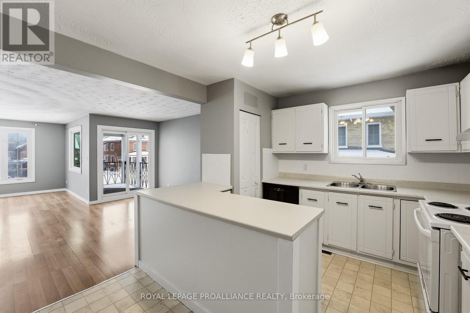 B - 32 James Street W, Cobourg, Ontario  K9A 2J9 - Photo 16 - X12636652