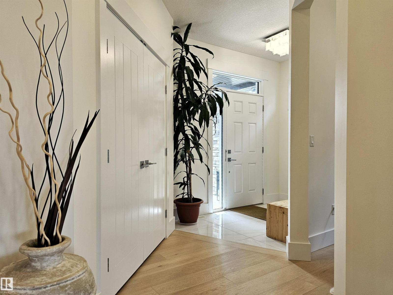 1265 Peregrine Terrace Nw, Edmonton, Alberta T5S 0M4 - Photo 4 - E4468048