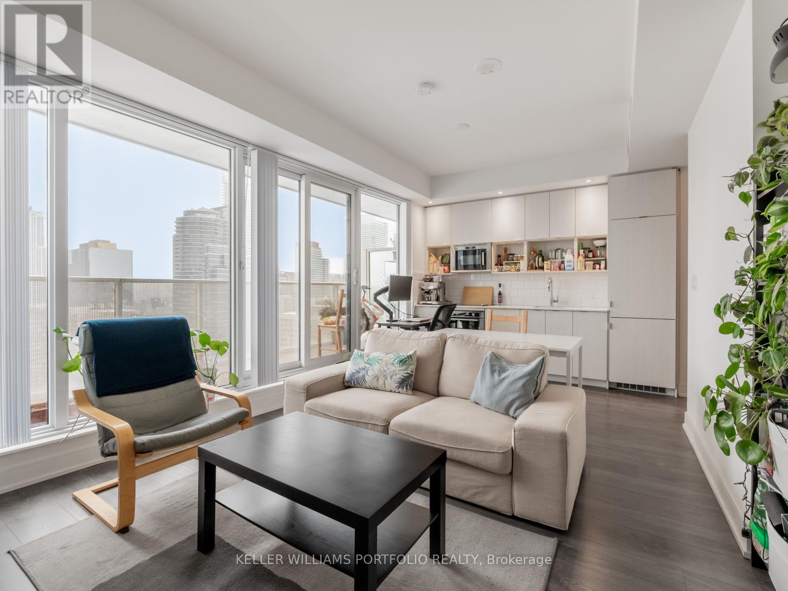 2501 - 89 Mcgill Street, Toronto, Ontario  M5B 0B1 - Photo 8 - C12633292