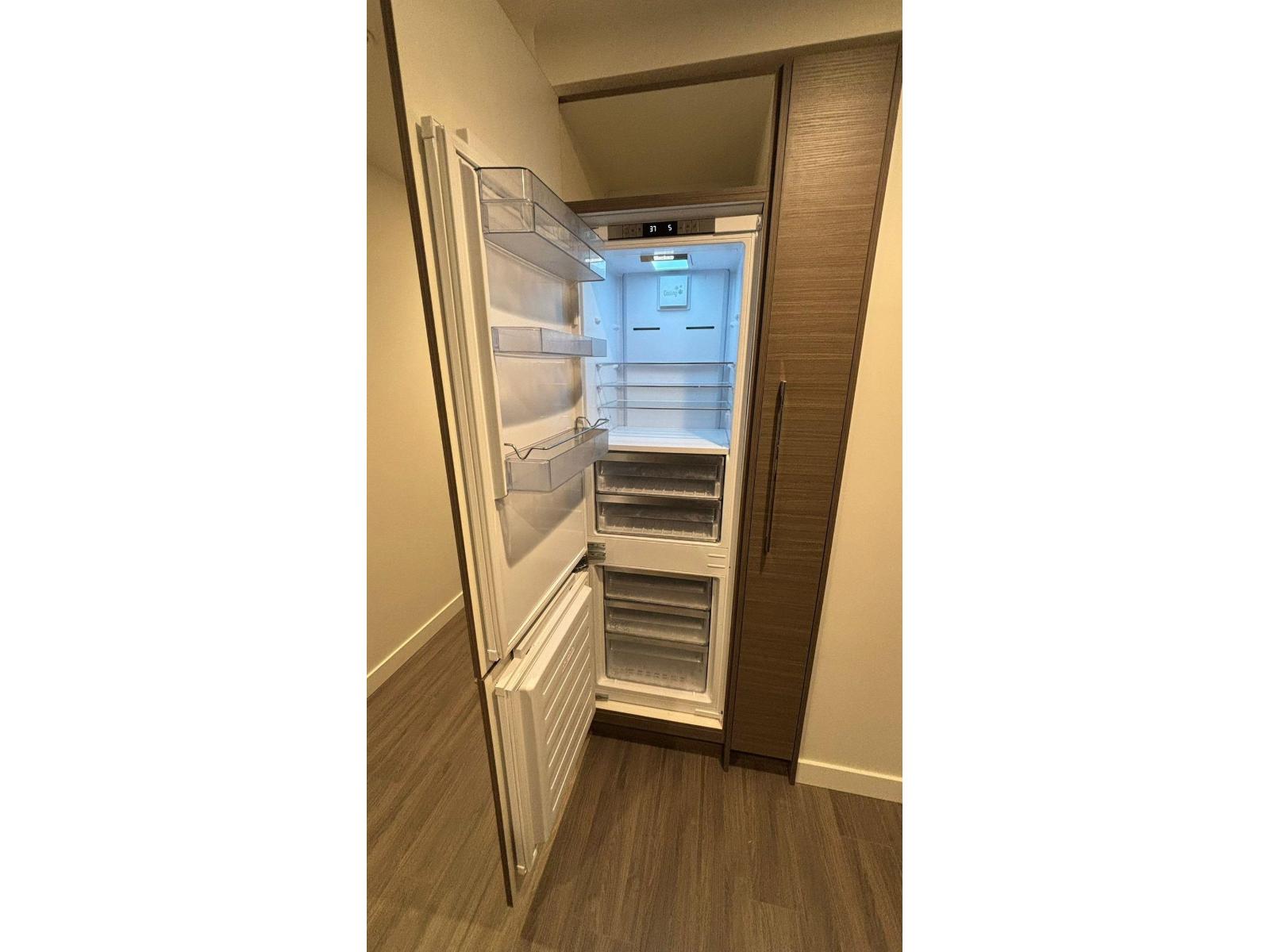 2508 13615 Fraser Highway, Surrey, British Columbia  V3T 0P7 - Photo 23 - R3069378