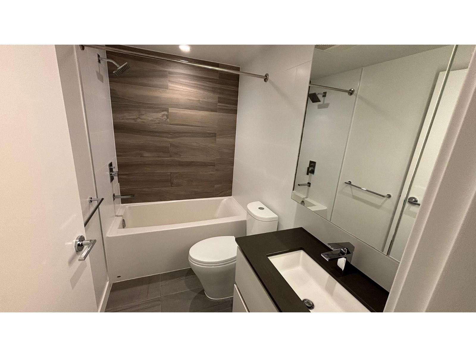 2508 13615 Fraser Highway, Surrey, British Columbia  V3T 0P7 - Photo 25 - R3069378