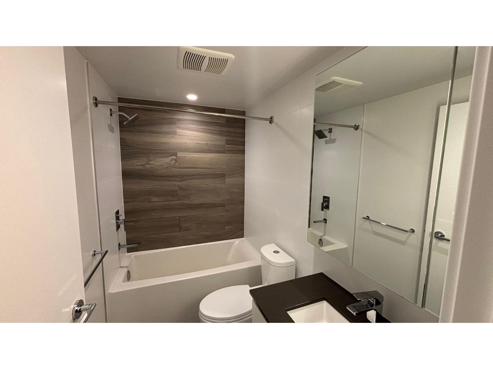 2508 13615 Fraser Highway, Surrey, British Columbia  V3T 0P7 - Photo 24 - R3069378