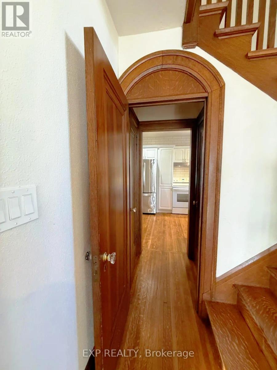 376 King Street E, Oshawa, Ontario  L1H 1E2 - Photo 10 - E12632054