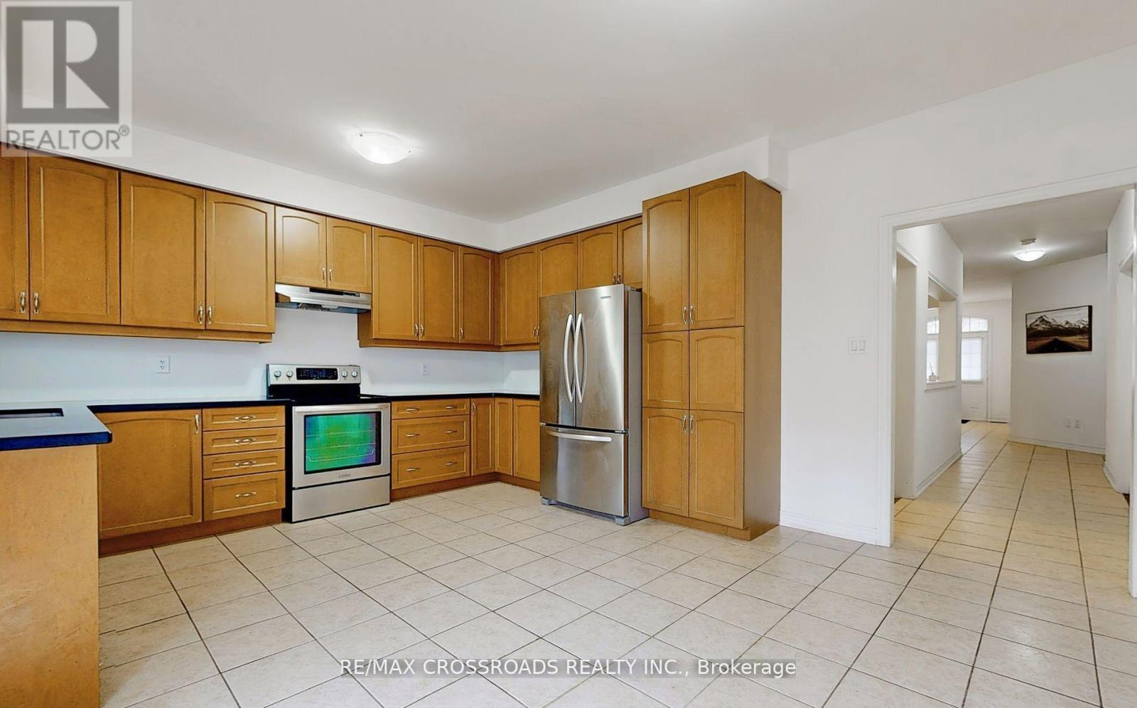 73 Eakin Mill Road, Markham, Ontario  L6E 1N9 - Photo 14 - N12636512