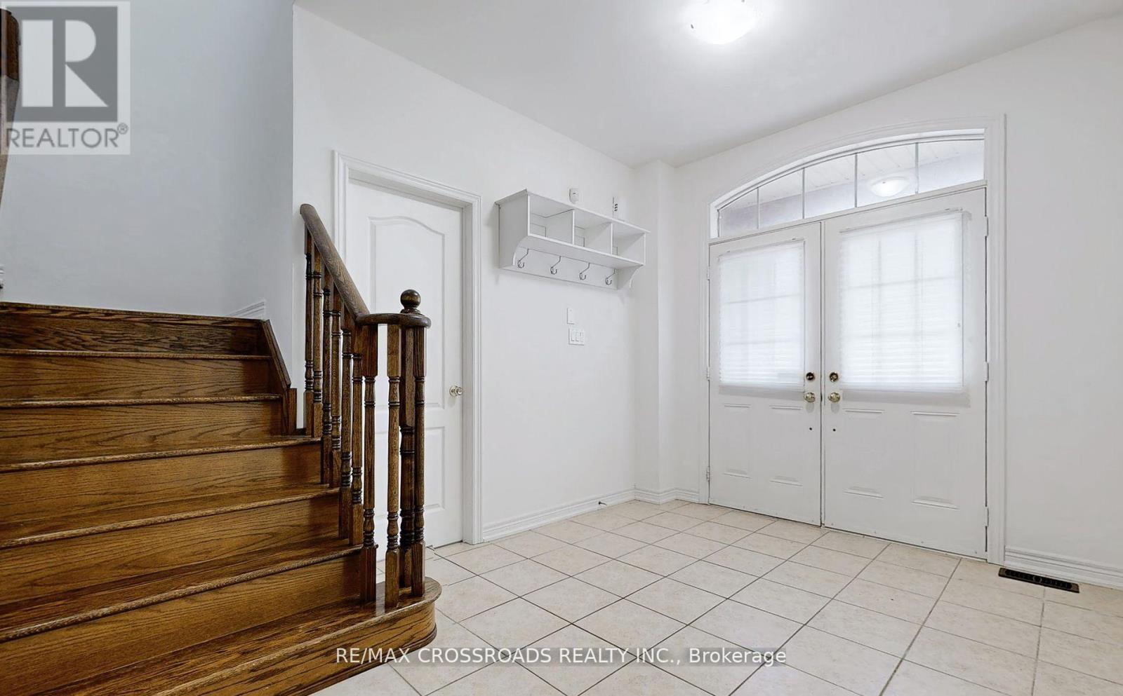 73 Eakin Mill Road, Markham, Ontario  L6E 1N9 - Photo 25 - N12636512