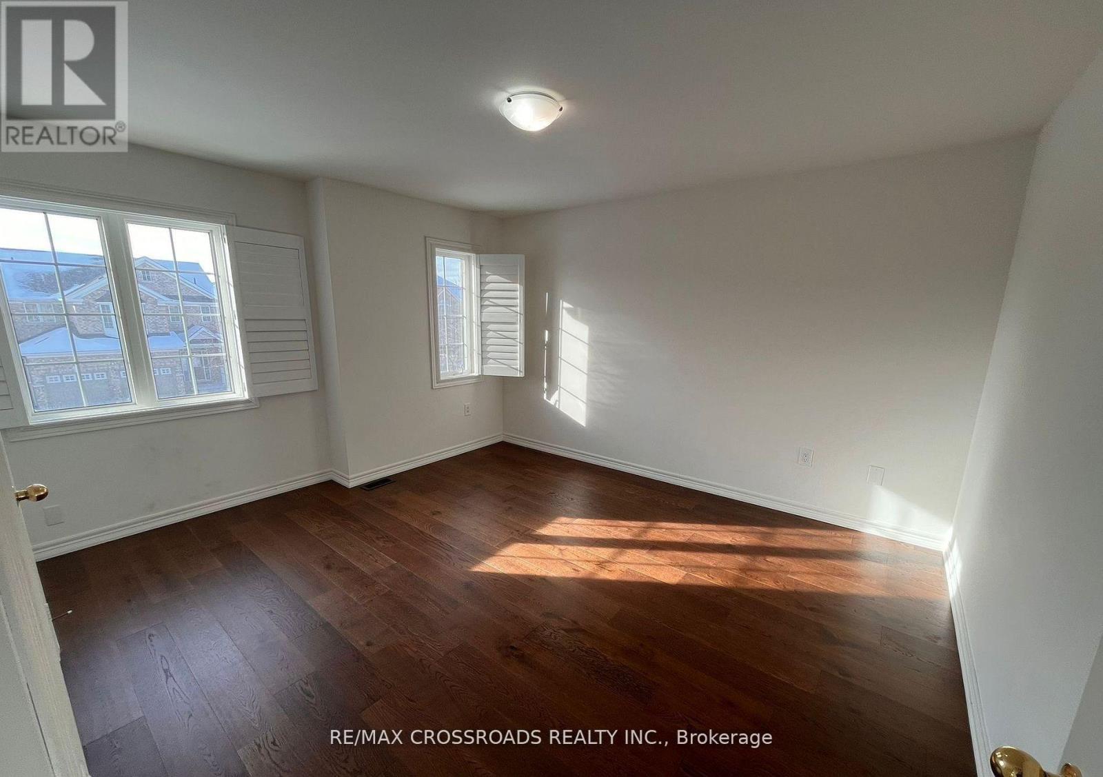 73 Eakin Mill Road, Markham, Ontario  L6E 1N9 - Photo 33 - N12636512