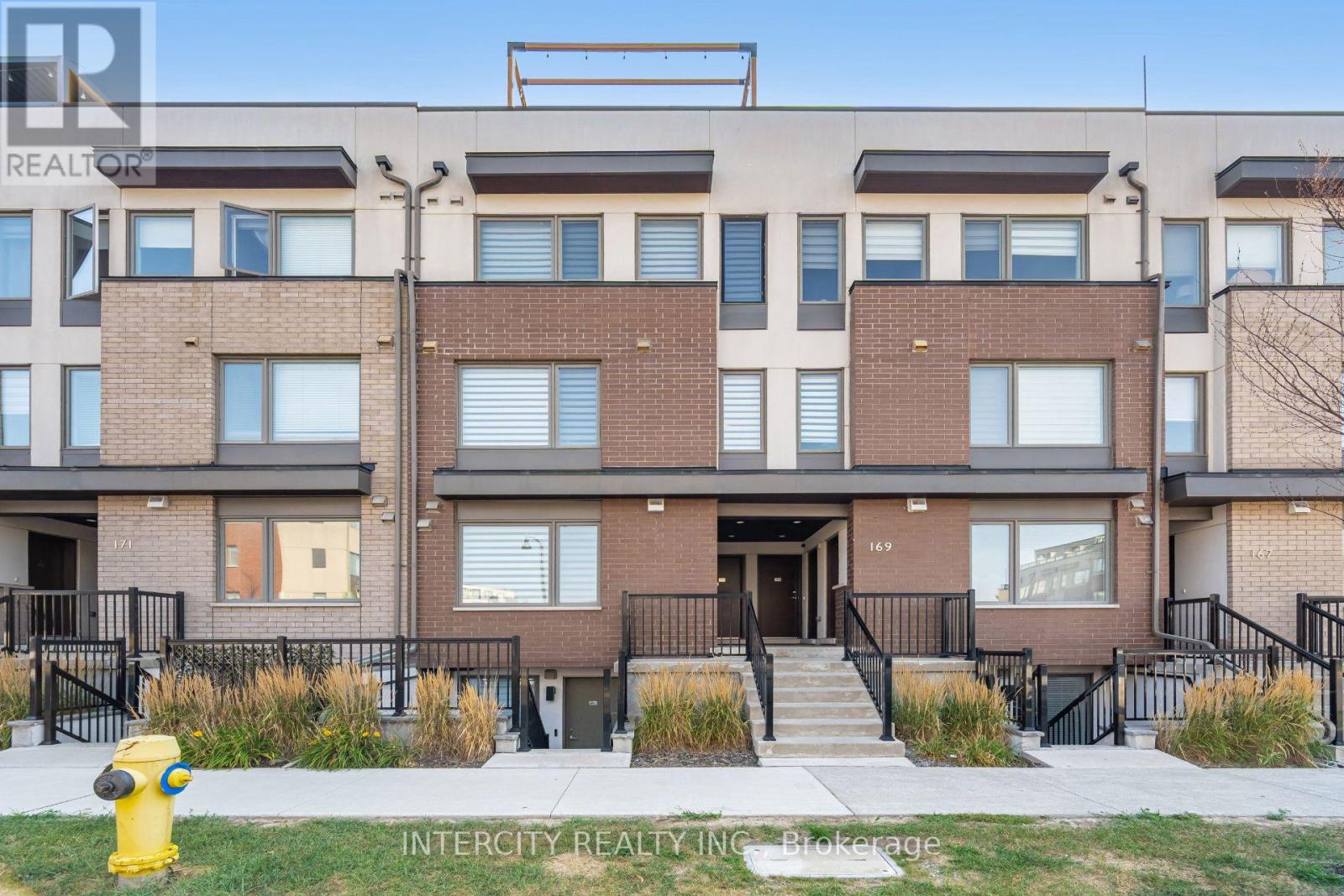 3 - 169 WILLIAM DUNCAN ROAD, Toronto, Ontario