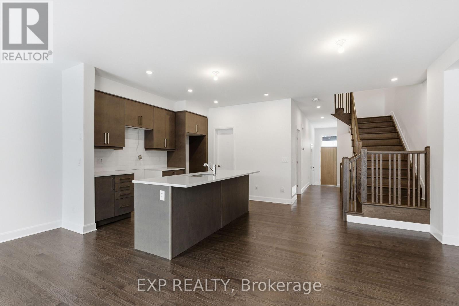 1192 Spoor Street, Ottawa, Ontario  K2W 1A1 - Photo 13 - X12636604