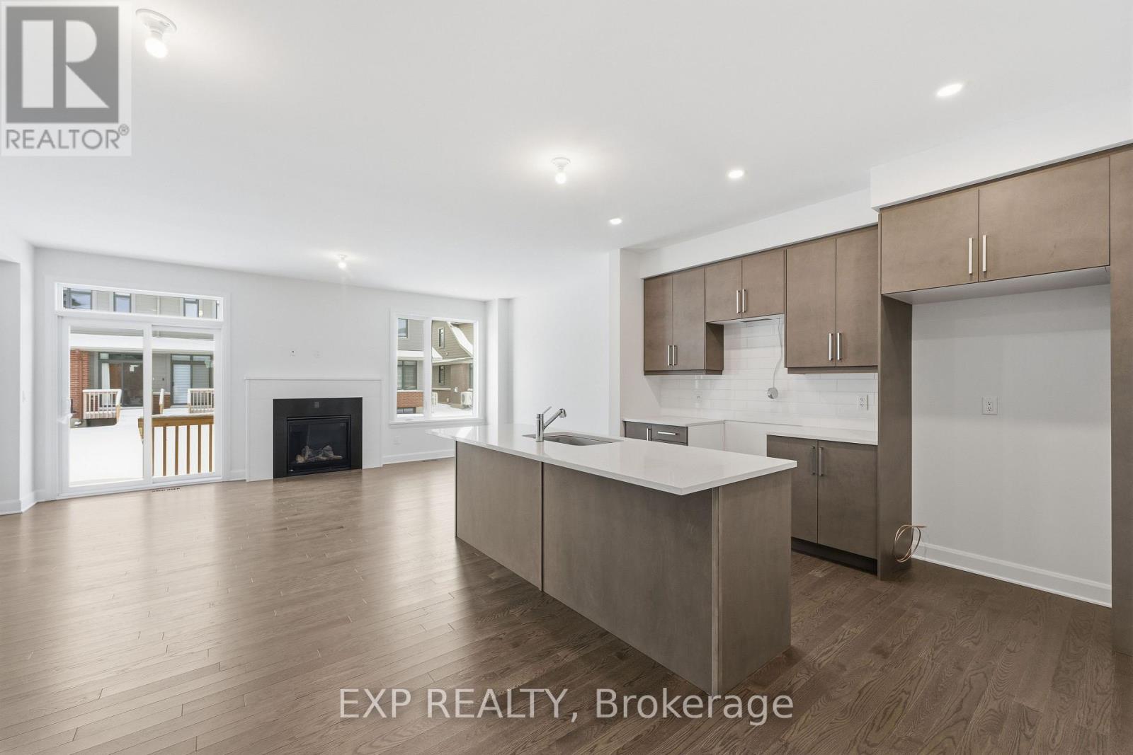 1192 Spoor Street, Ottawa, Ontario  K2W 1A1 - Photo 6 - X12636604