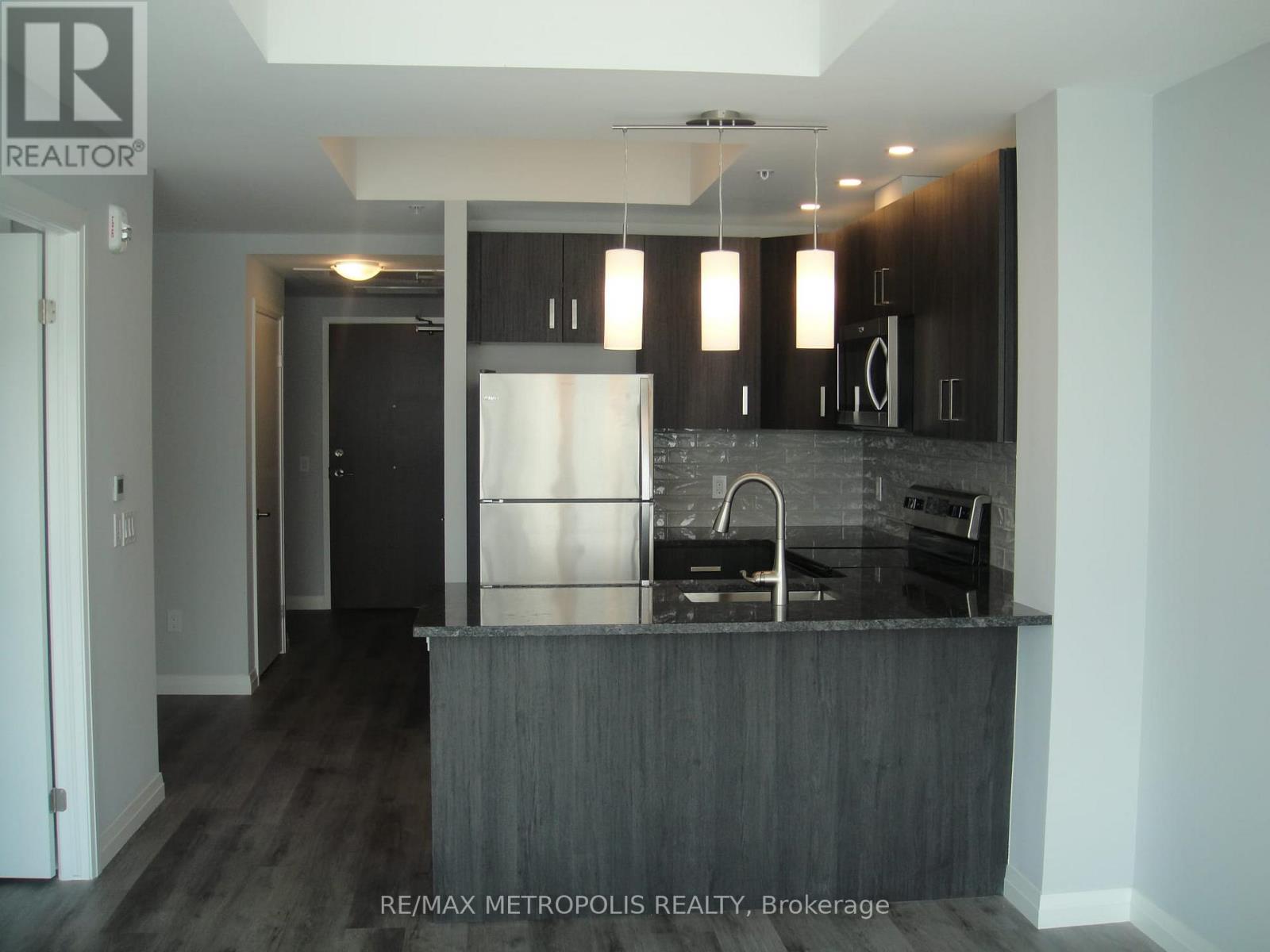 1904 - 108 Garment Street, Kitchener, Ontario  N2G 0E2 - Photo 3 - X12636492