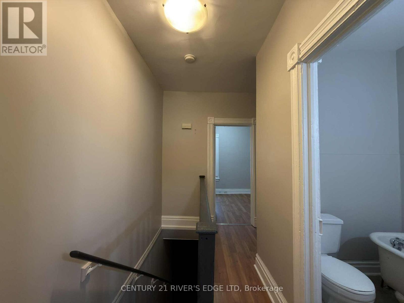 #2 - 6 Pearl Street E, Brockville, Ontario  K6V 1P2 - Photo 7 - X12636616