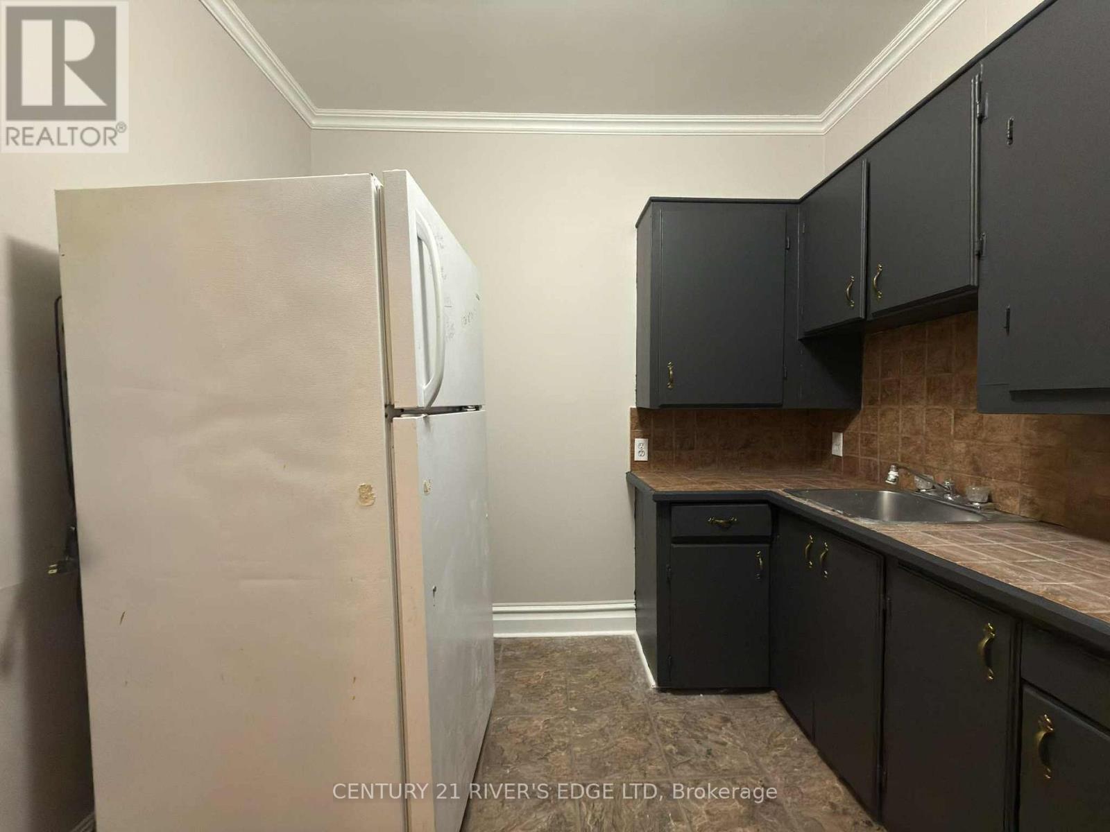 #2 - 6 Pearl Street E, Brockville, Ontario  K6V 1P2 - Photo 9 - X12636616