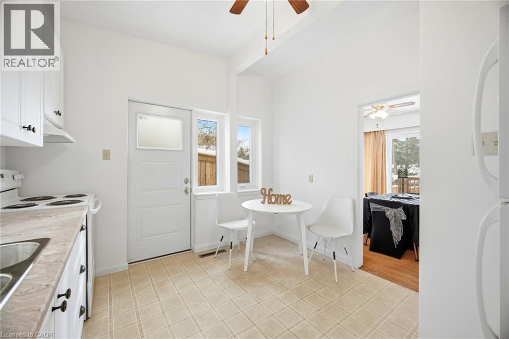 128 Hillcrest Drive, Whitby, Ontario  L1N 3C2 - Photo 10 - 40794168