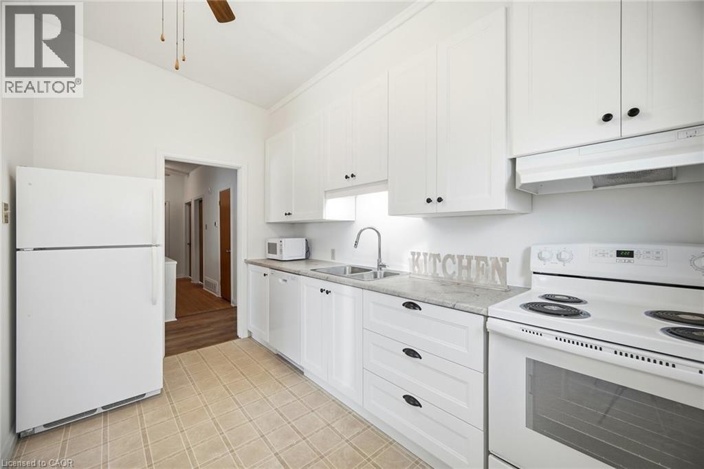 128 Hillcrest Drive, Whitby, Ontario  L1N 3C2 - Photo 11 - 40794168