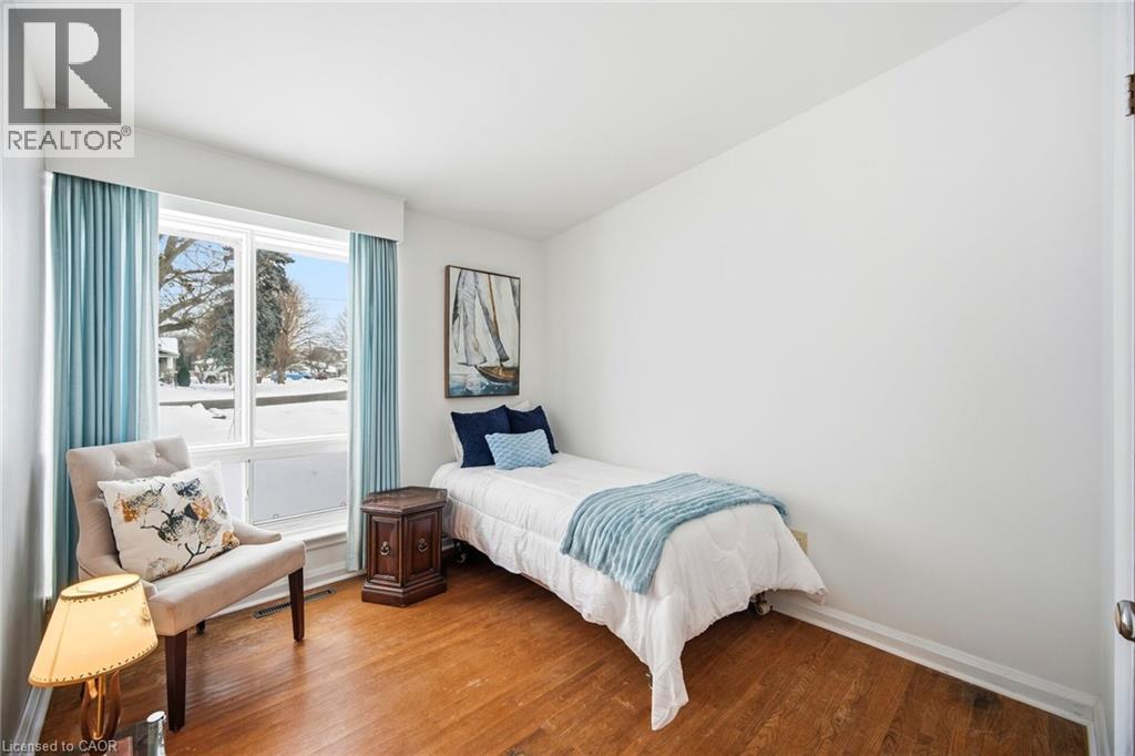 128 Hillcrest Drive, Whitby, Ontario  L1N 3C2 - Photo 14 - 40794168