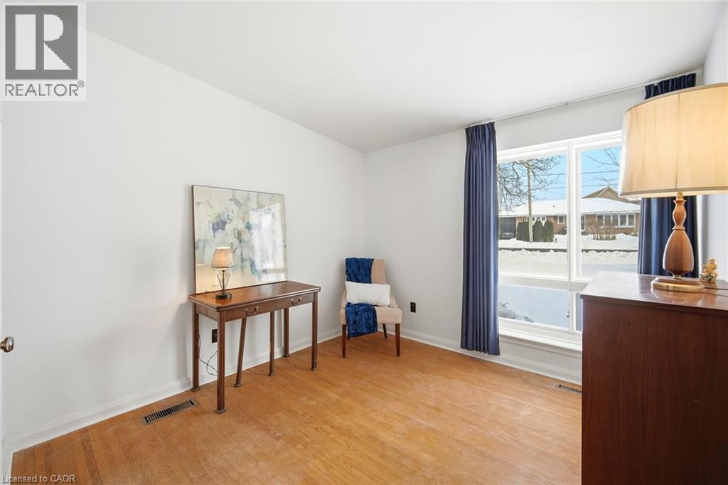 128 Hillcrest Drive, Whitby, Ontario  L1N 3C2 - Photo 15 - 40794168