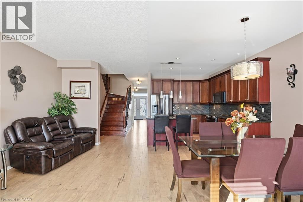 23 Mathews Court, Brantford, Ontario  N3T 0A9 - Photo 11 - 40793056