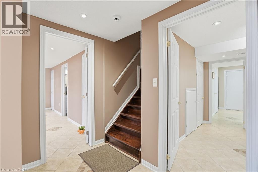 23 Mathews Court, Brantford, Ontario  N3T 0A9 - Photo 38 - 40793056