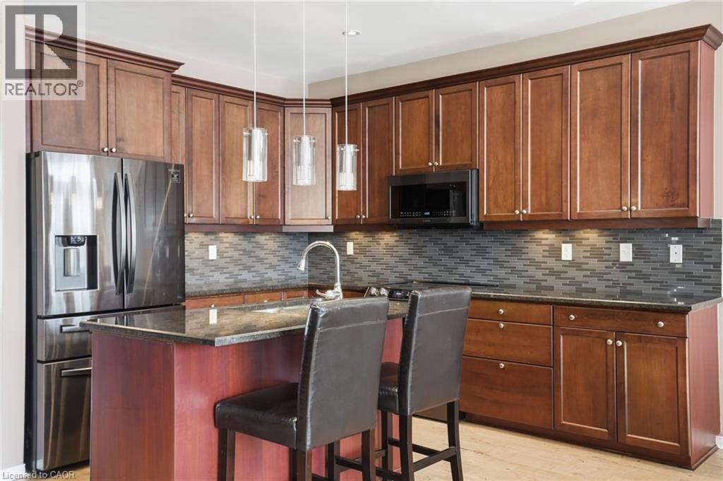 23 Mathews Court, Brantford, Ontario  N3T 0A9 - Photo 5 - 40793056