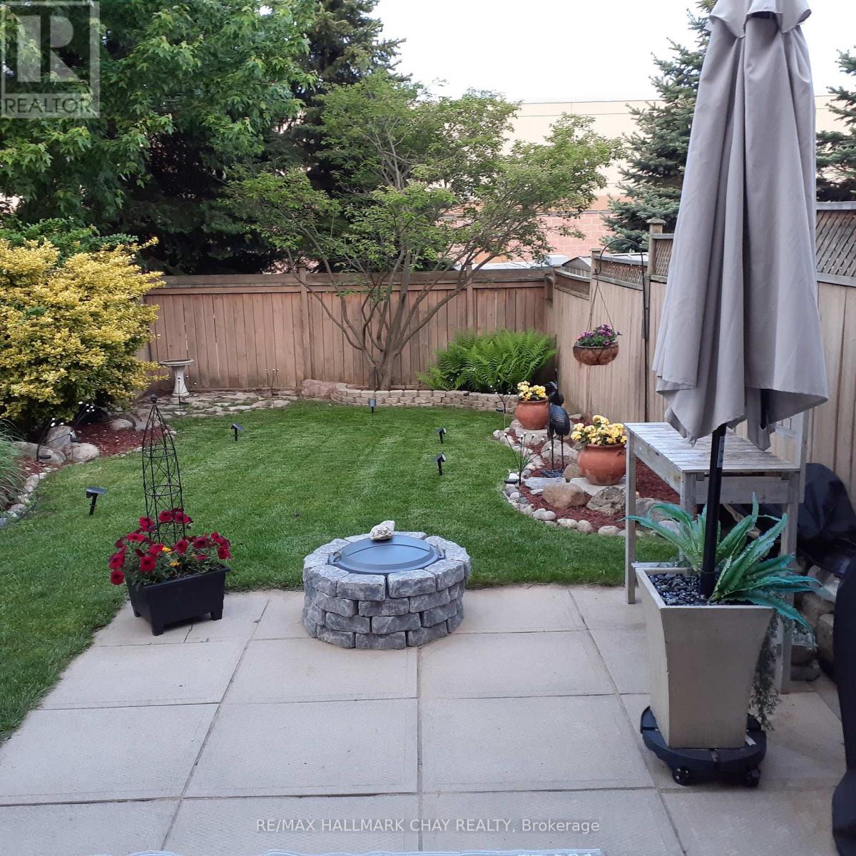 43 Srigley Street, Barrie, Ontario  L4N 0L9 - Photo 12 - S12589448