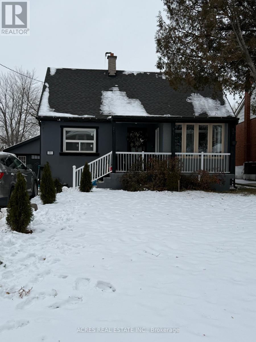 31 SLEDMAN STREET, Mississauga, Ontario