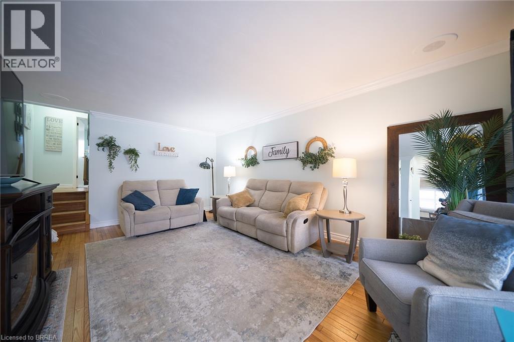 5 Burdock Boulevard, Brantford, Ontario  N3R 6B5 - Photo 5 - 40791189