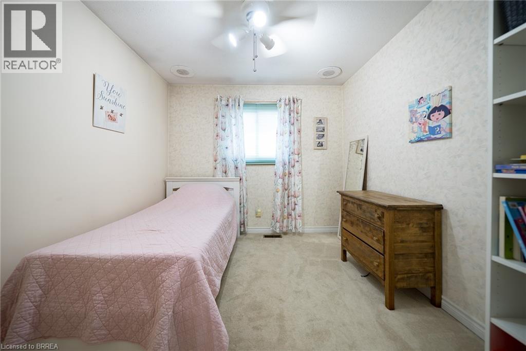 5 Burdock Boulevard, Brantford, Ontario  N3R 6B5 - Photo 17 - 40791189