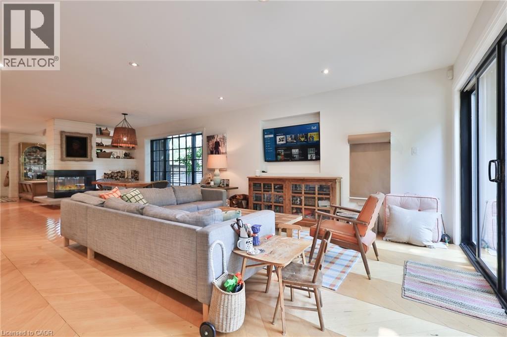 52 Kerr Street, Oakville, Ontario  L6K 3A1 - Photo 14 - 40793513