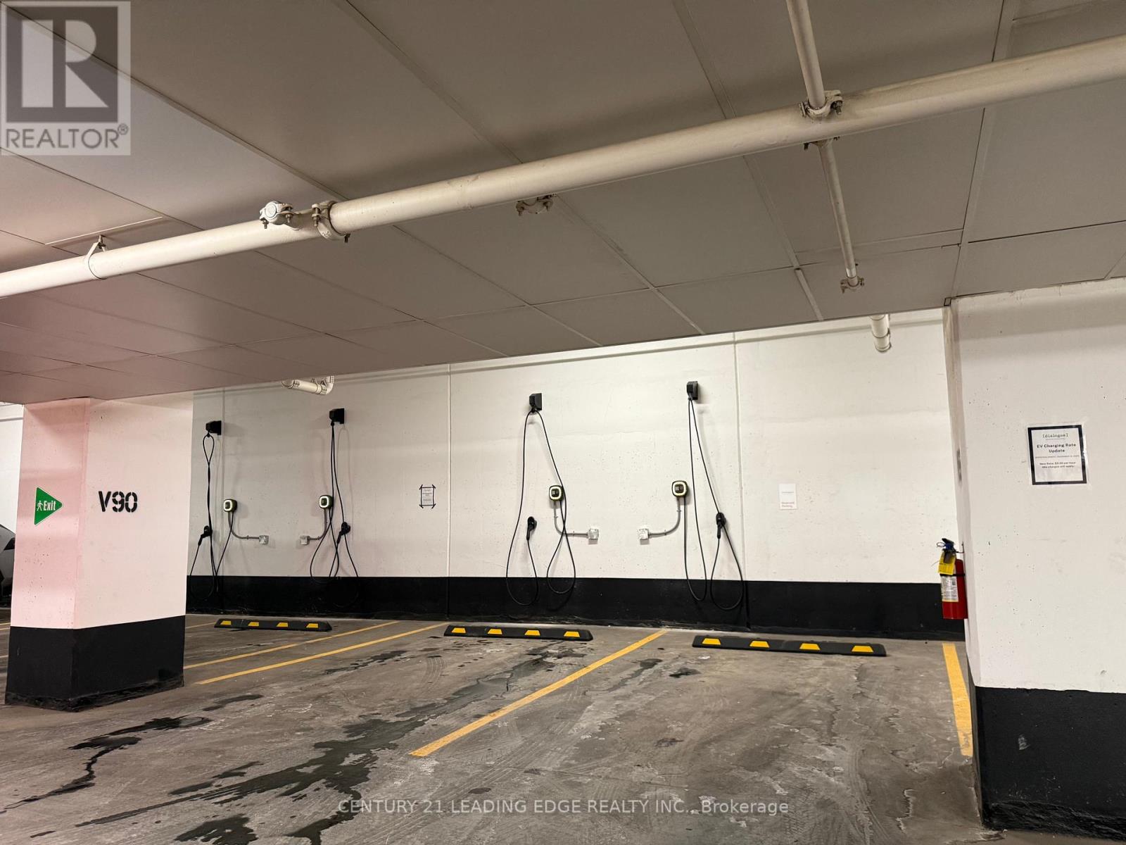 3001 - 395 Square One Drive, Mississauga, Ontario  L5B 0P6 - Photo 49 - W12636280