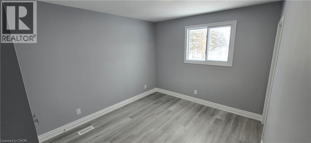 2274 Line 34 Unit# Upper Unit, Shakespeare, Ontario  N0B 2P0 - Photo 20 - 40794064