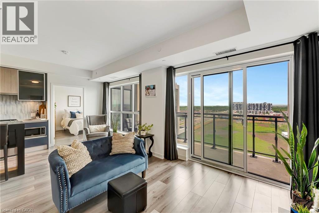 405 Dundas Street W Unit# 702, Oakville, Ontario  L6M 5P9 - Photo 13 - 40777844