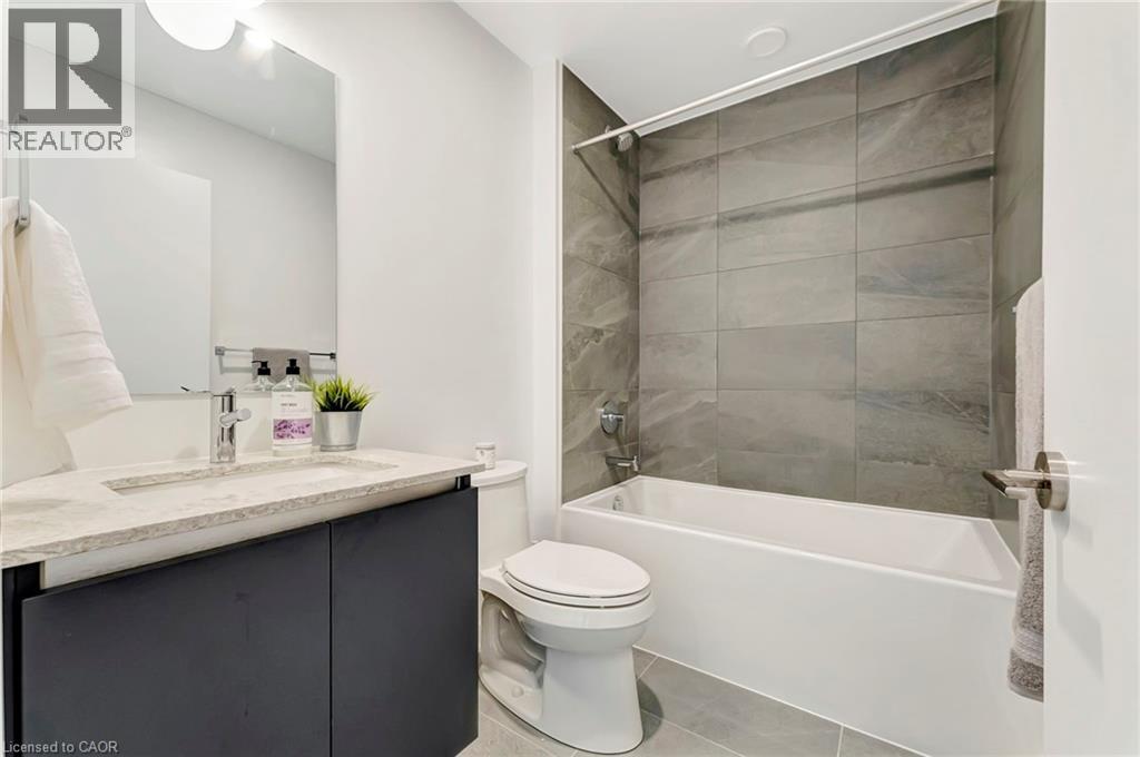 405 Dundas Street W Unit# 702, Oakville, Ontario  L6M 5P9 - Photo 19 - 40777844