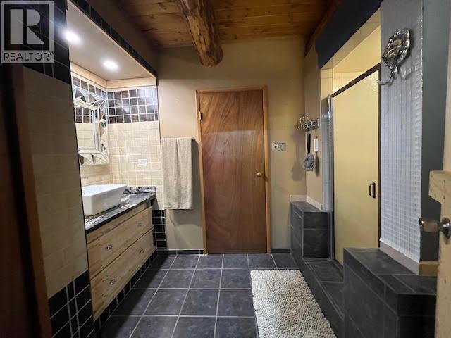 6006 Valleyview Drive, 100 Mile House, British Columbia V0K 2E3 - Photo 22 - R3032889