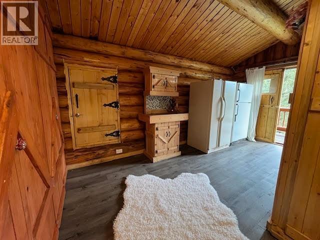 6006 Valleyview Drive, 100 Mile House, British Columbia V0K 2E3 - Photo 12 - R3032889