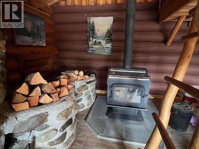 6006 Valleyview Drive, 100 Mile House, British Columbia V0K 2E3 - Photo 3 - R3032889